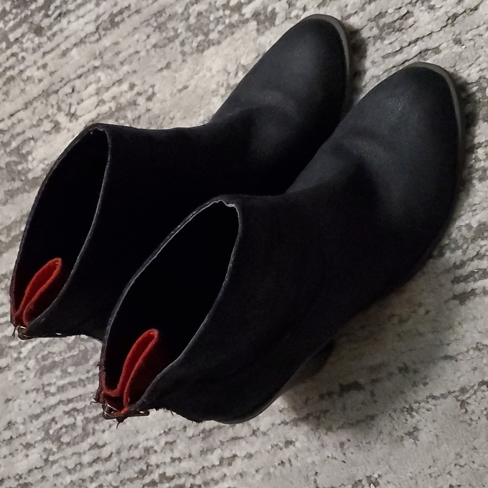 Mossimo Booties - Picture 3 of 5